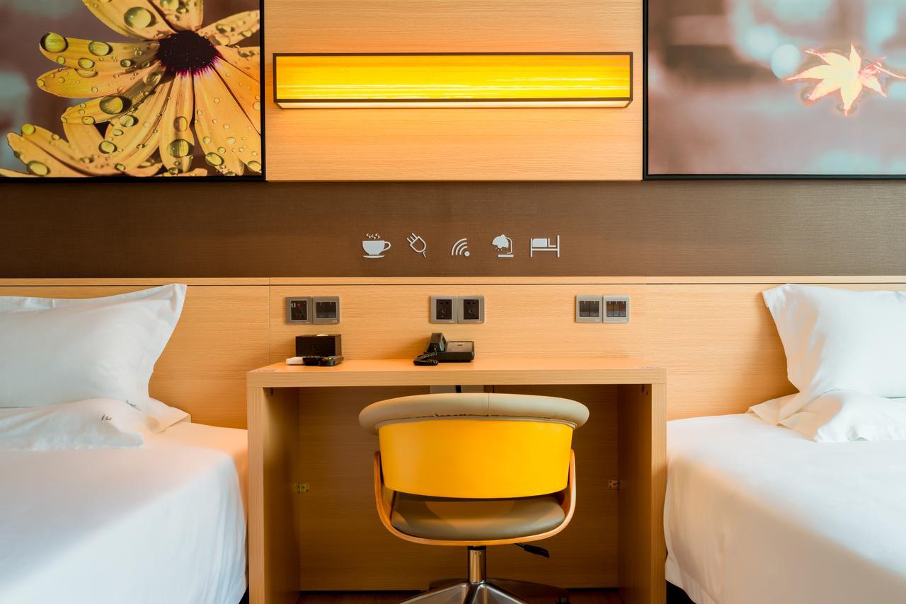 Iu Hotel Guiyang Shibei Road Экстерьер фото